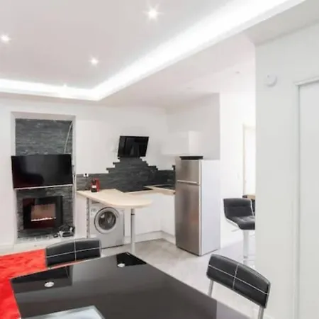 Apartment Magnifique 2 Pieces Devant Le Tramway Nice